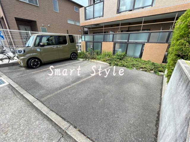 17/27 エントランス