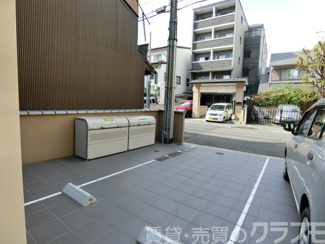 29/30 駐車場