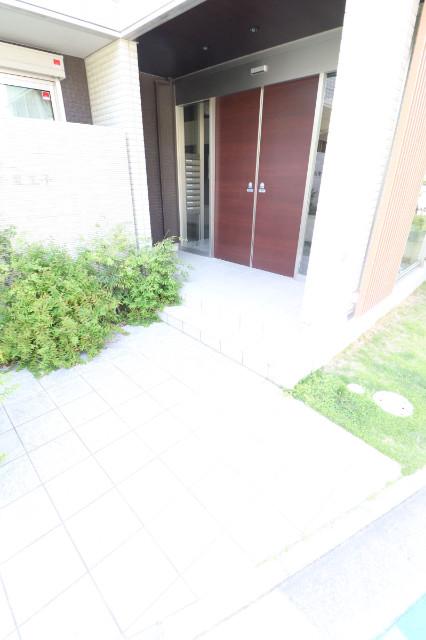 22/29 エントランス