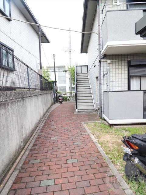 22/30 エントランス