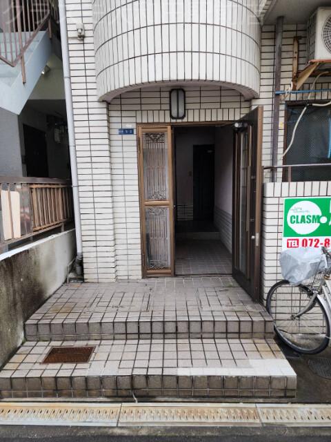 20/24 エントランス