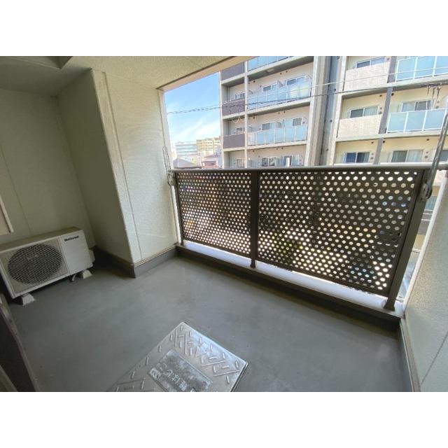 17/27 バルコニー