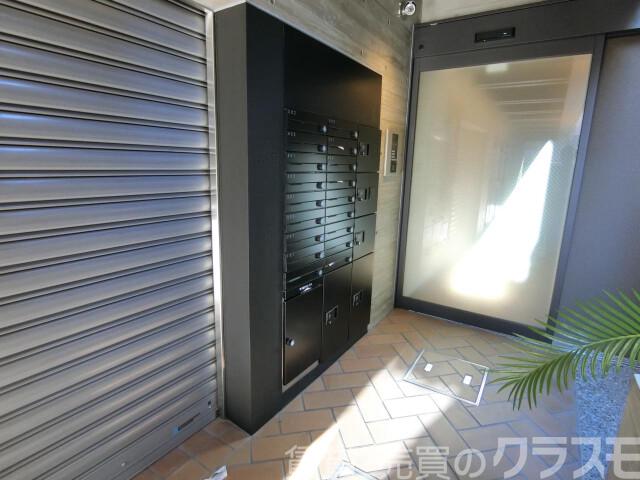 2/4 エントランス