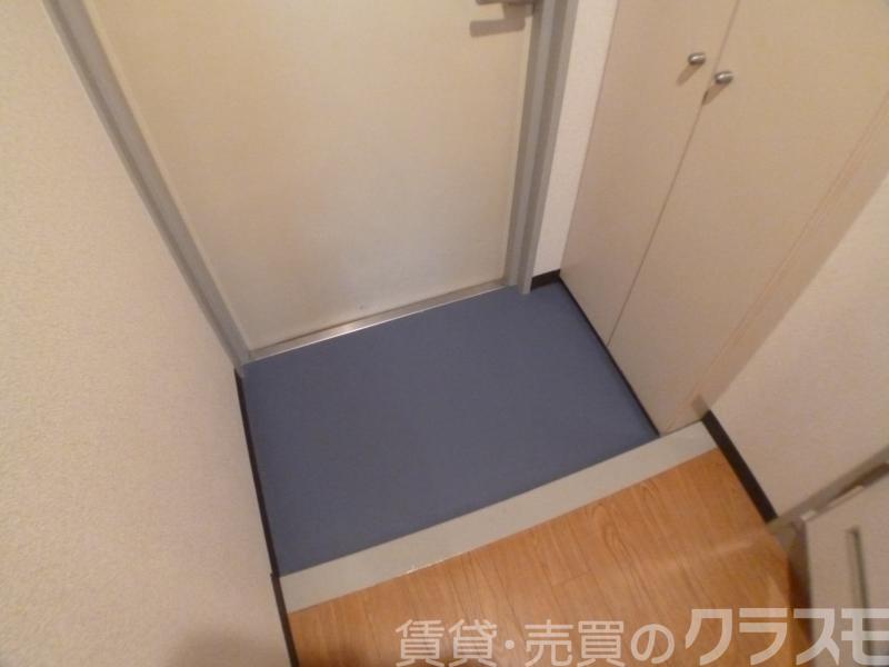 17/30 玄関