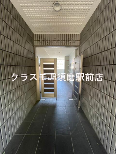 20/30 エントランス