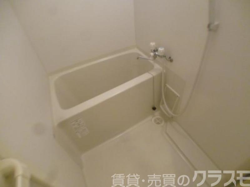 18/30 浴室
