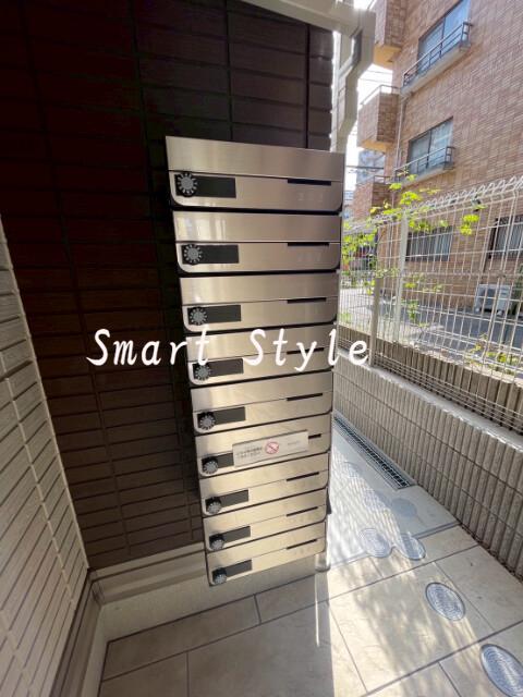 16/25 エントランス