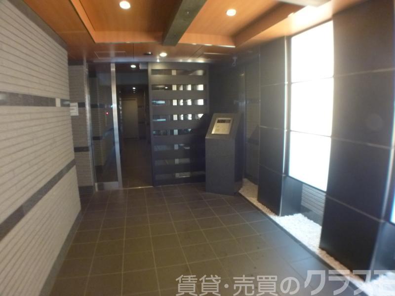 29/30 エントランス