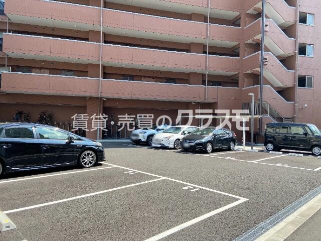 16/29 駐車場