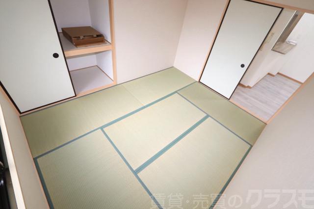 18/21 エントランス