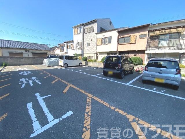 4/10 駐車場