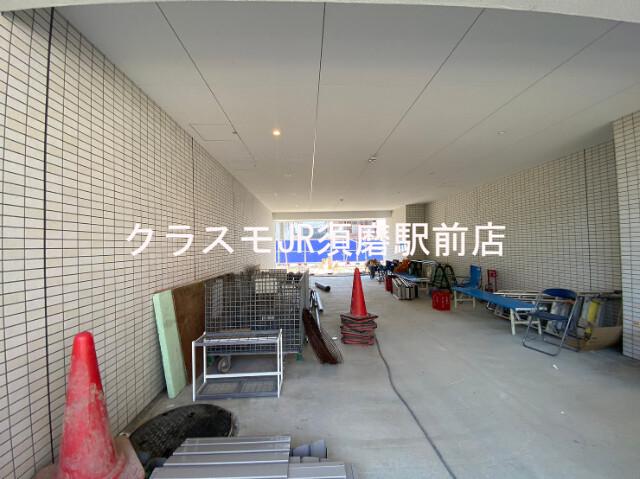 17/27 エントランス