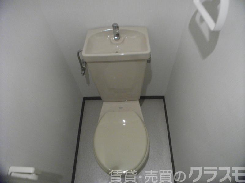 22/30 トイレ