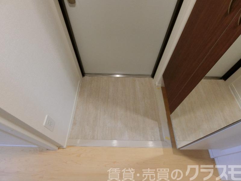 17/30 玄関