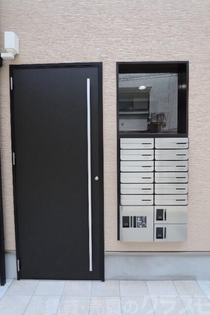 19/21 エントランス