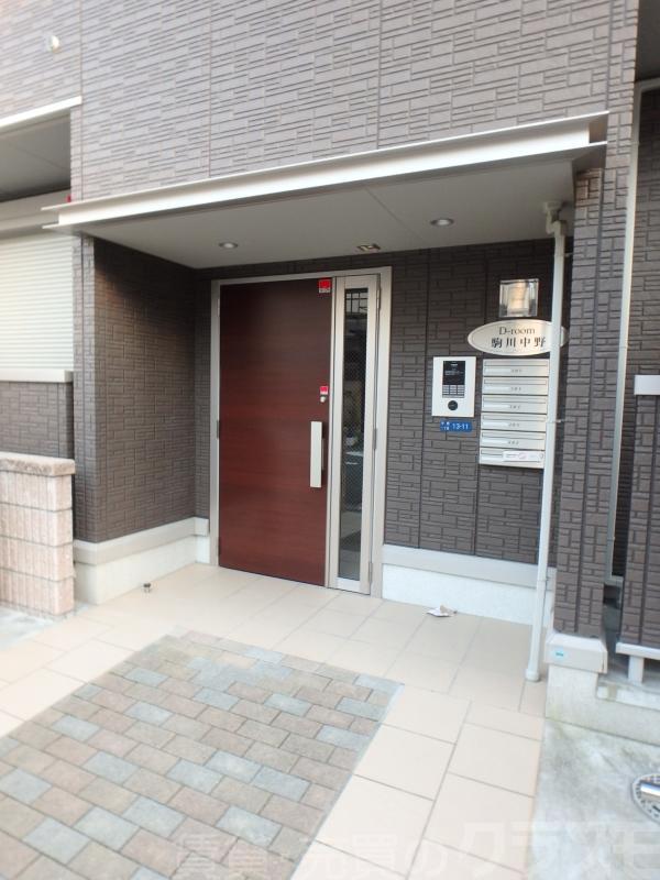 21/29 エントランス