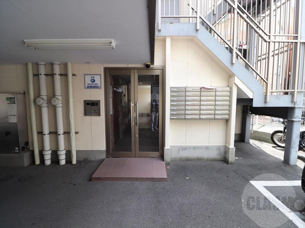 2/10 エントランス