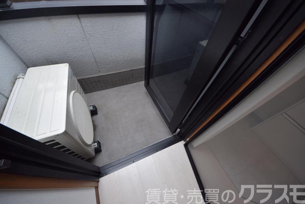 25/30 バルコニー