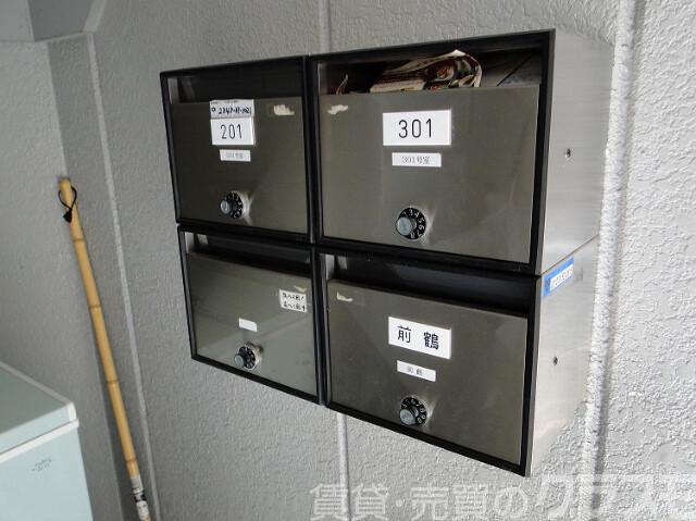 30/30 エントランス