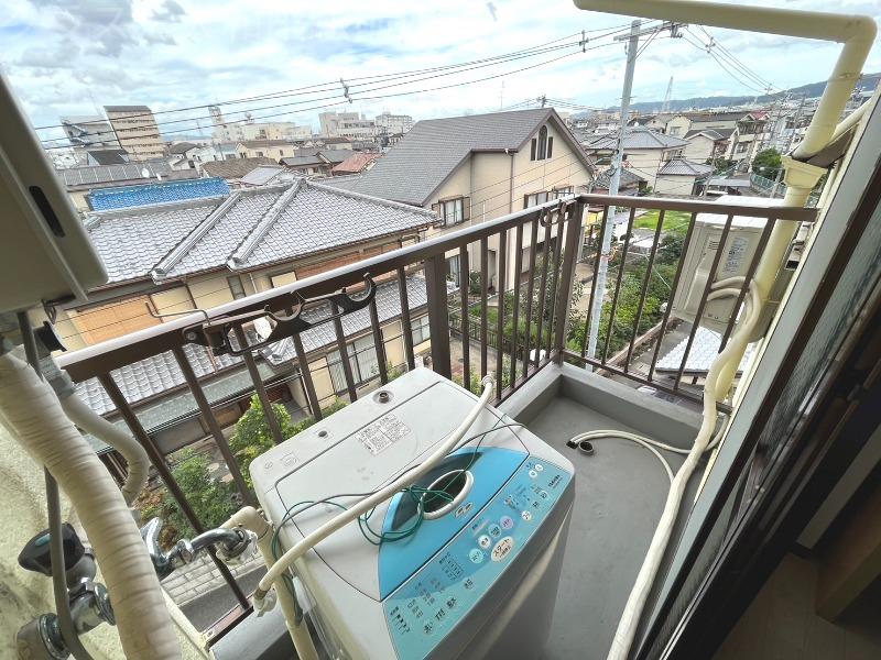 16/27 バルコニー