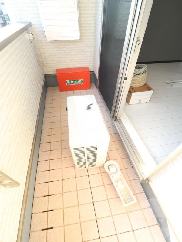 17/30 バルコニー