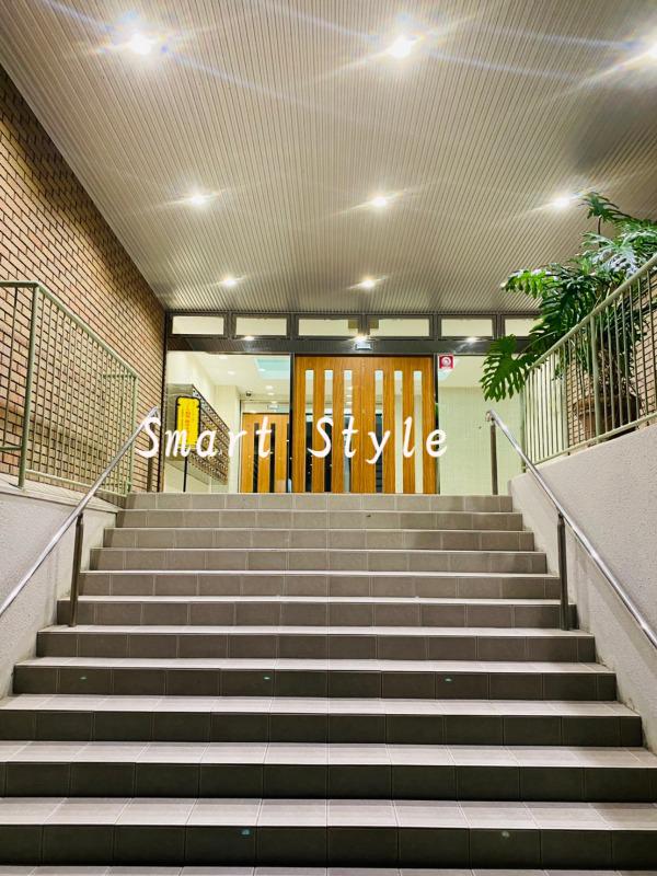 22/30 エントランス