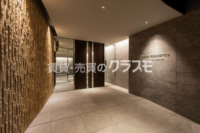 26/30 エントランス