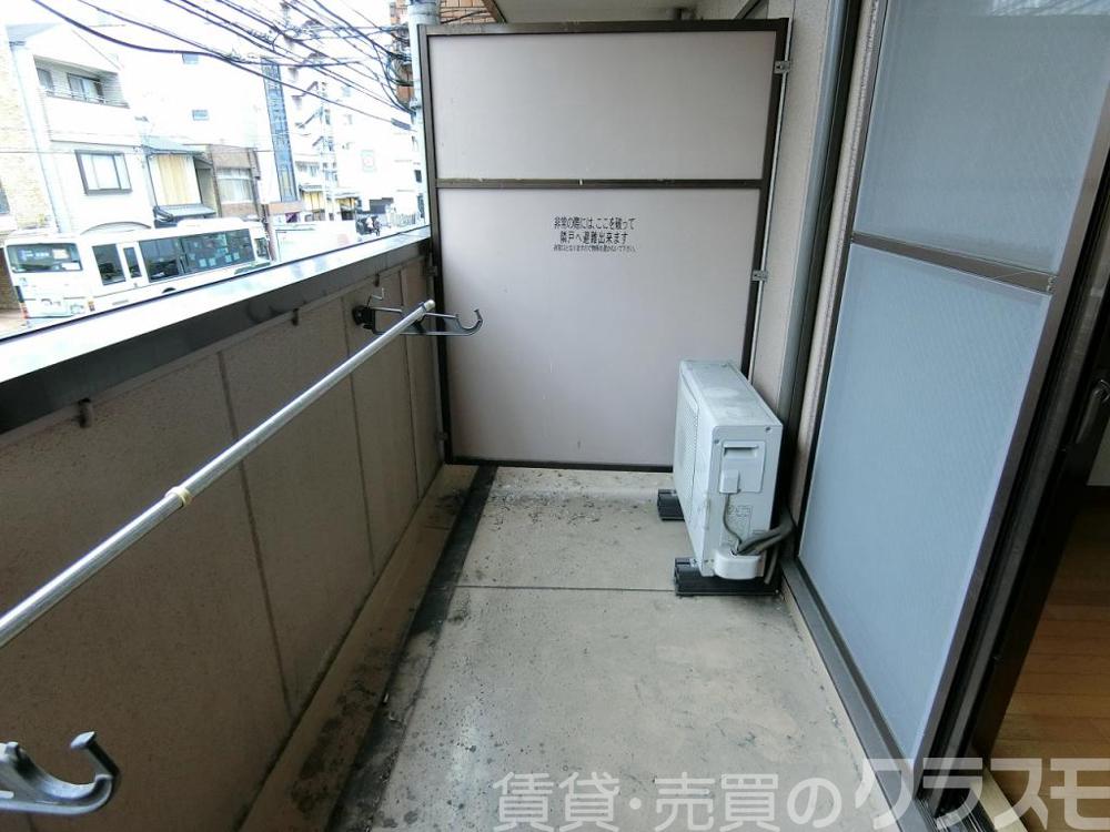 23/30 バルコニー