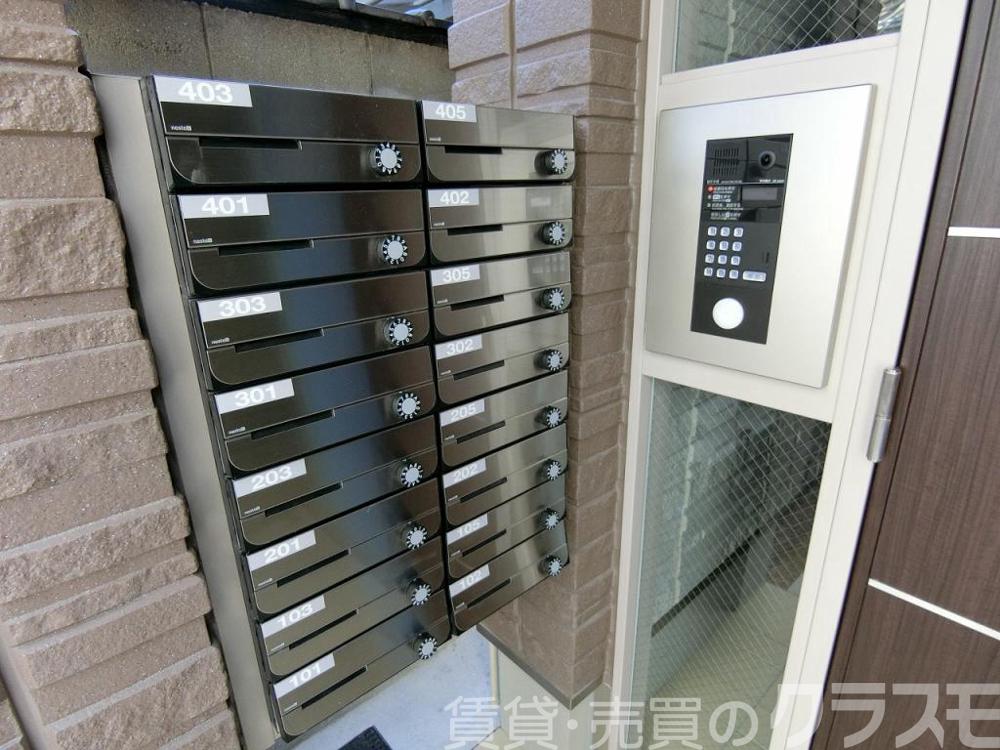 2/3 エントランス