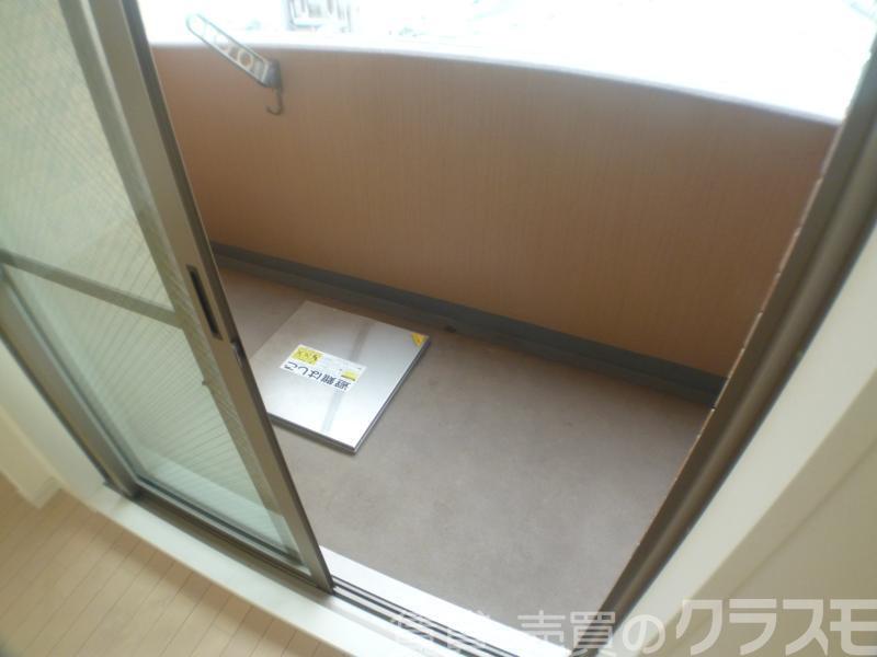 23/30 バルコニー