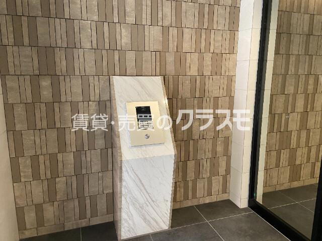 15/27 エントランス