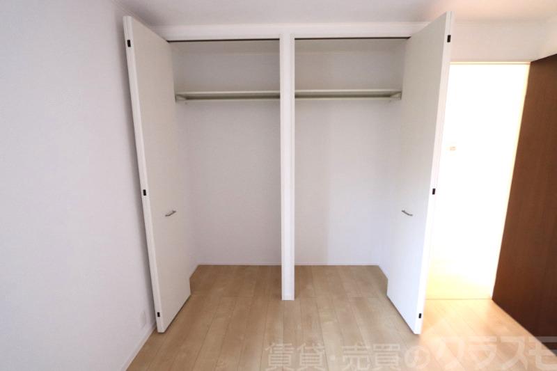 16/20 エントランス