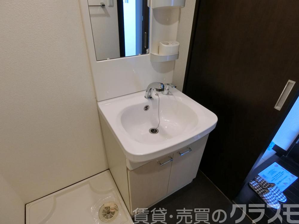 22/30 洗面