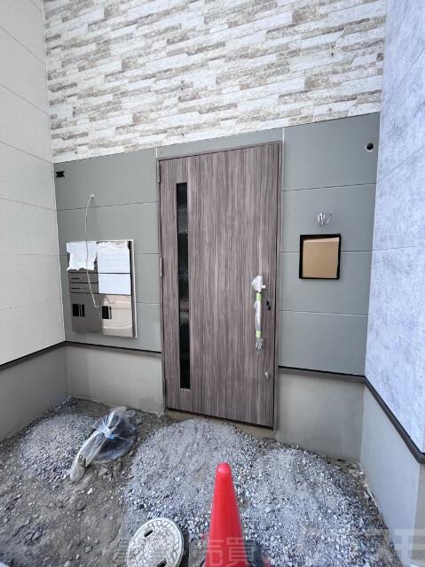 20/30 エントランス