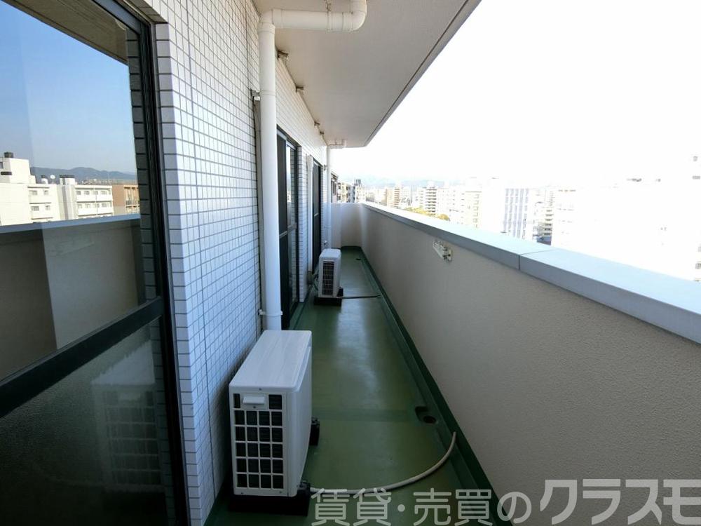 25/30 バルコニー