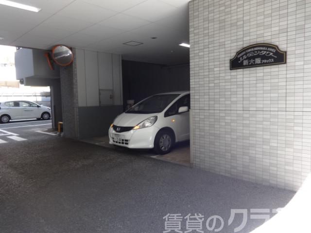 23/28 駐車場