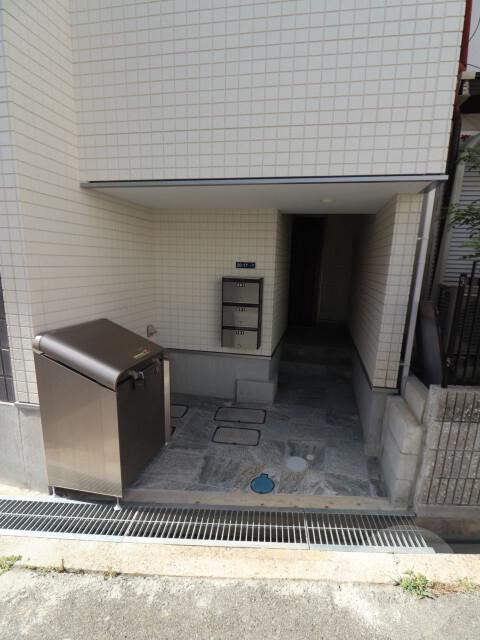 3/10 エントランス