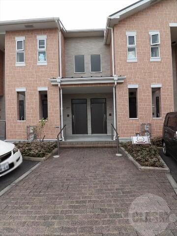 22/30 エントランス