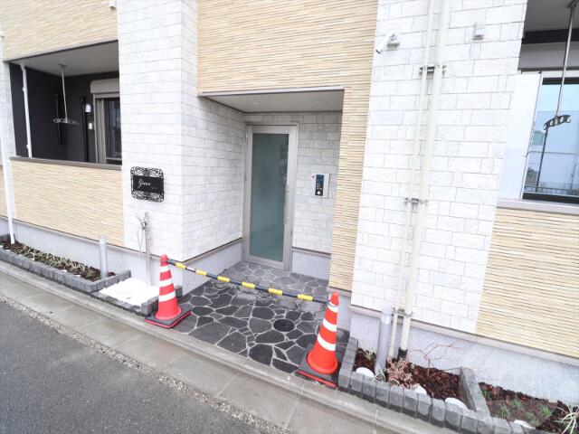 22/29 エントランス