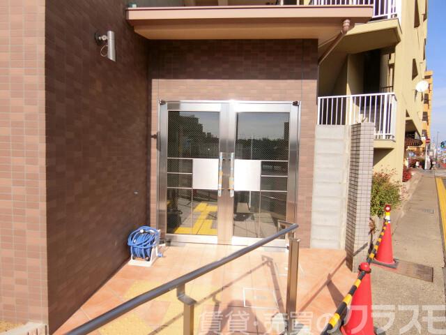 2/3 エントランス