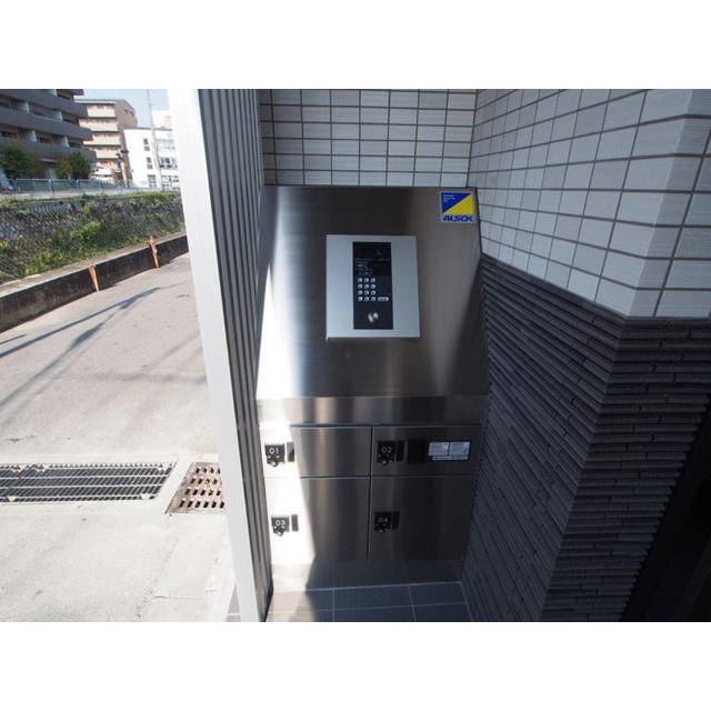 2/4 エントランス