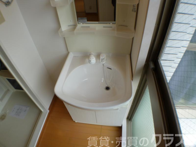 18/30 洗面