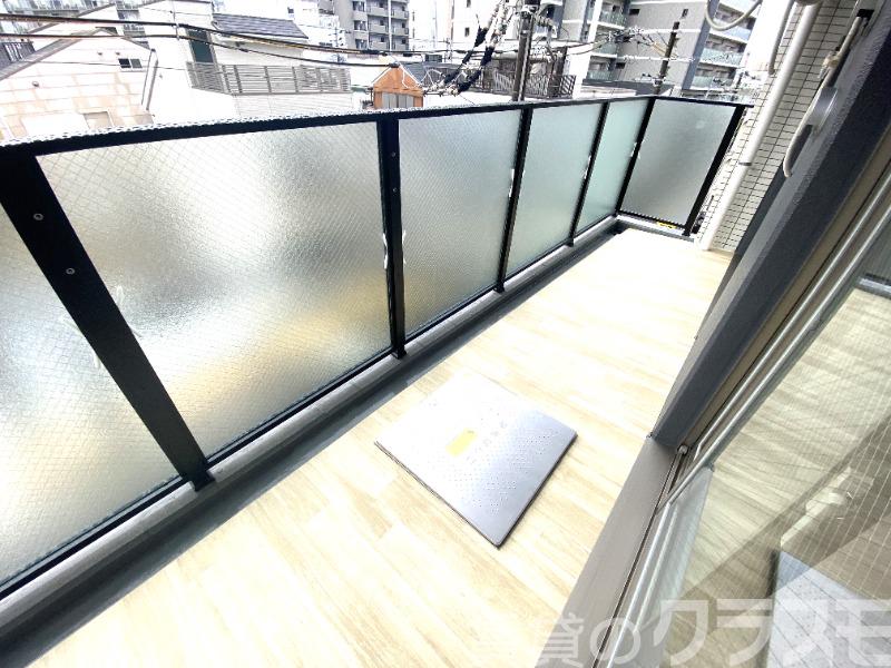 18/26 バルコニー