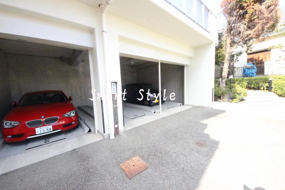 16/27 エントランス