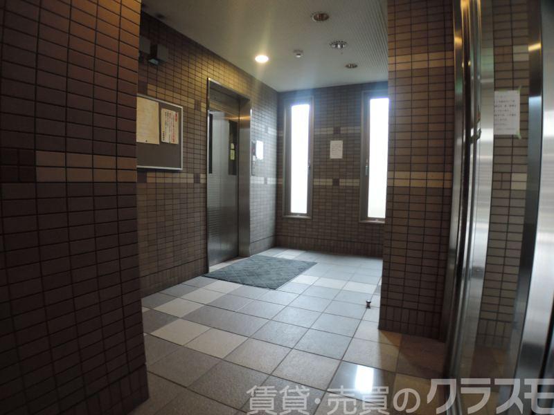 2/3 エントランス