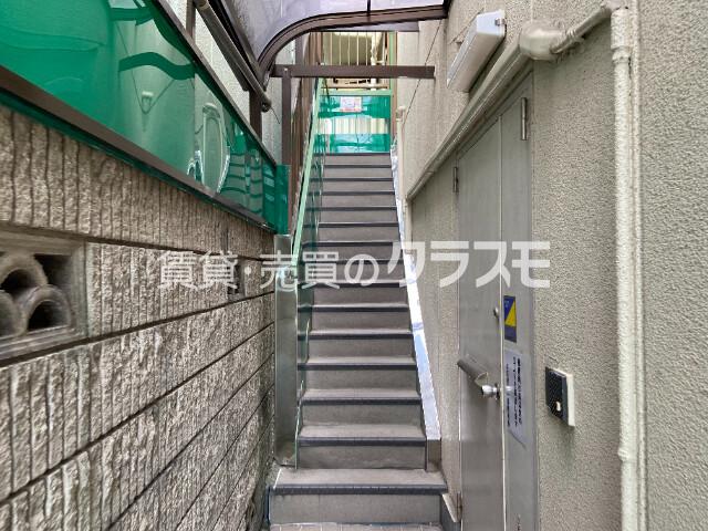 15/26 エントランス