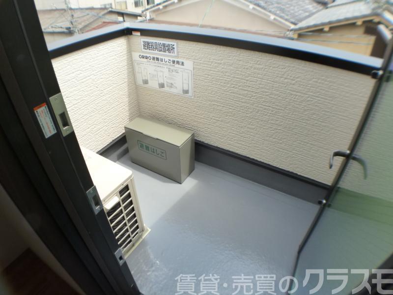 25/30 バルコニー