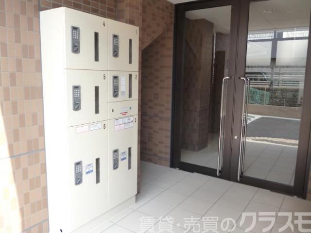 30/30 エントランス