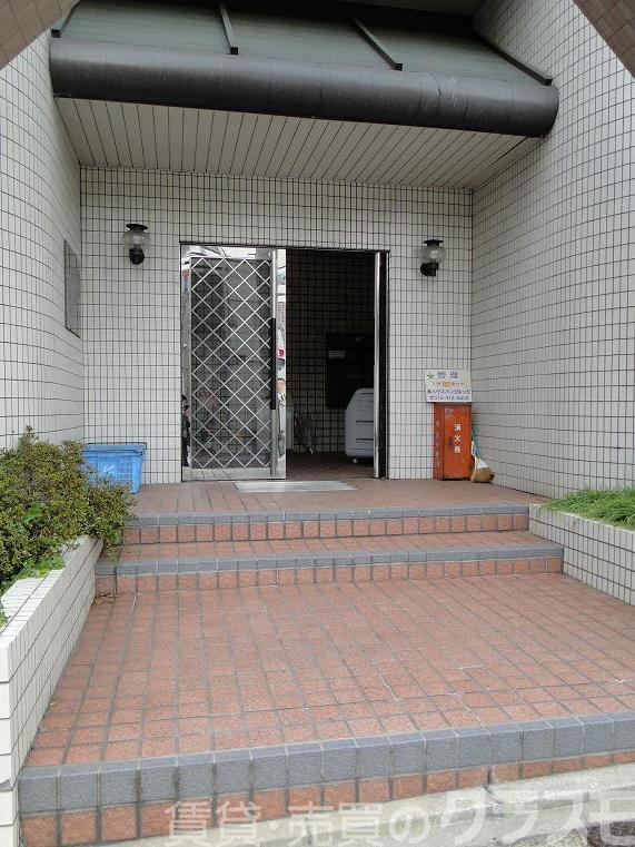 29/30 エントランス