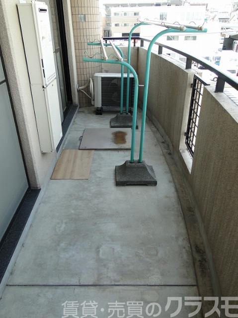 25/30 バルコニー